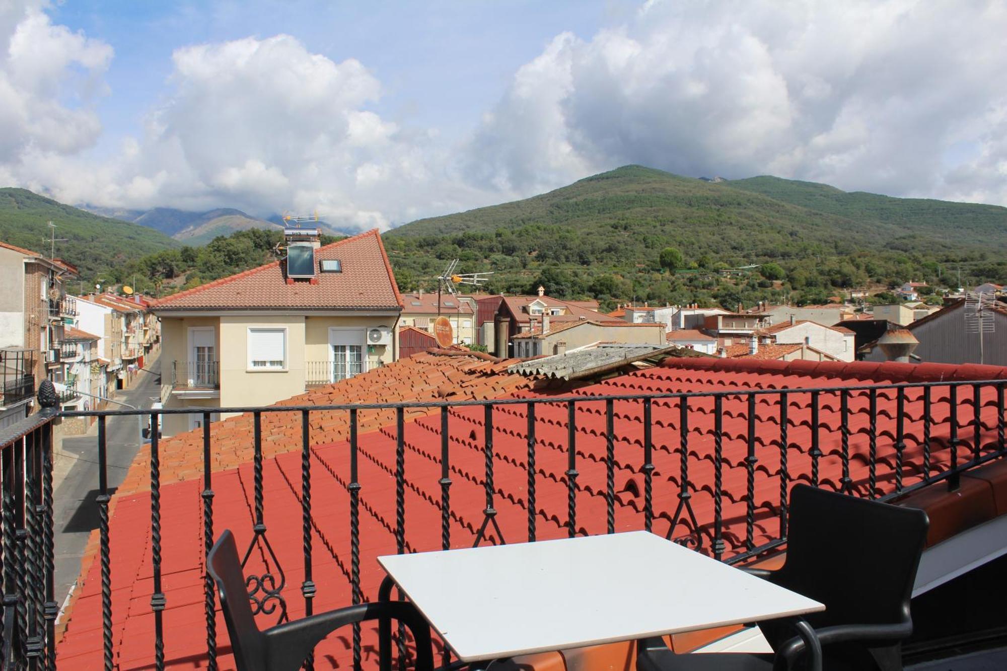 Appartement Atico Aires De Gredos à Candeleda Extérieur photo